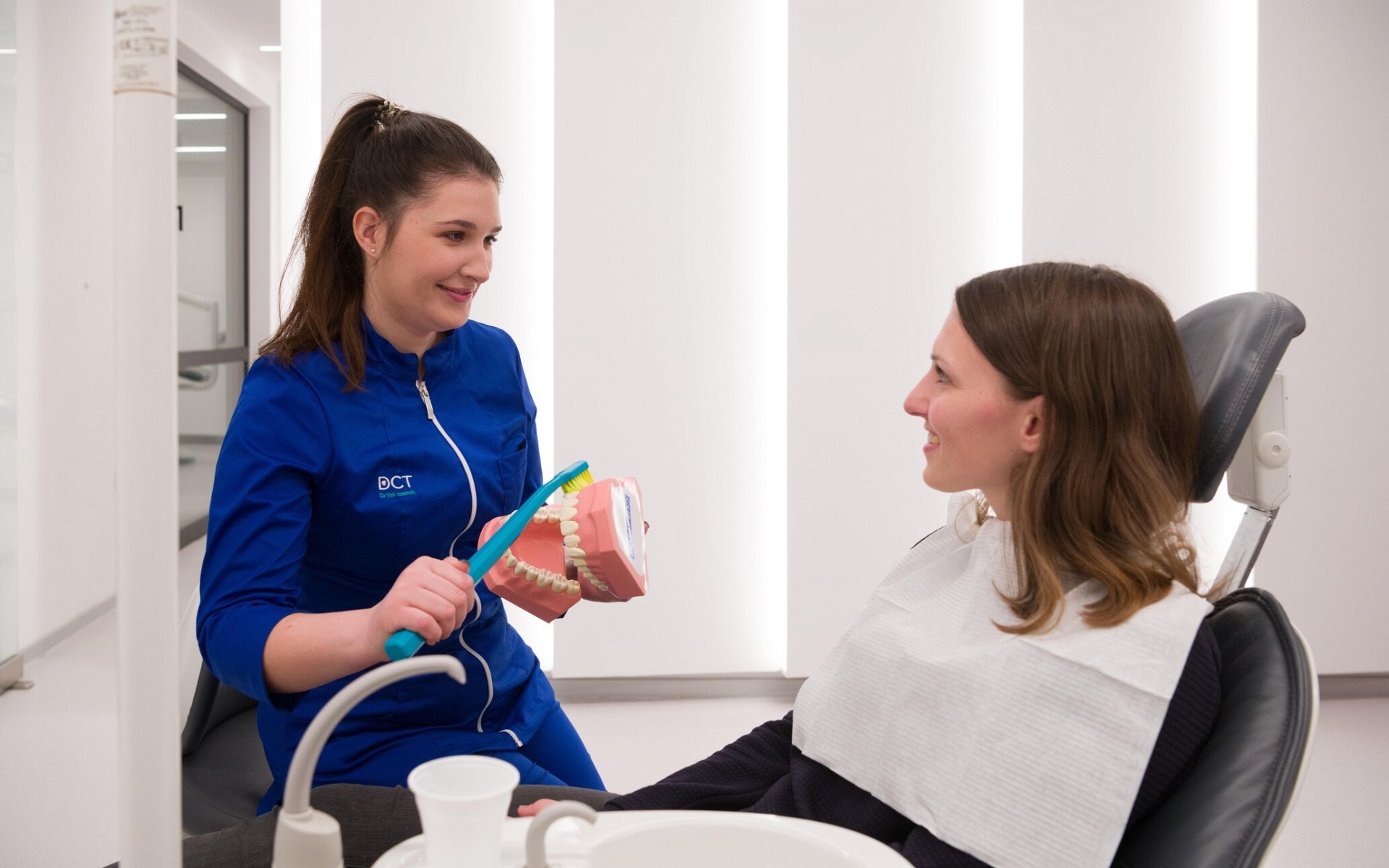 Oskrba obzobnih tkiv – vzdrževanje higiene